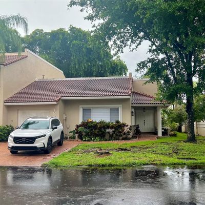 10236 Nw 52 Nd Ter, Doral, FL 33178