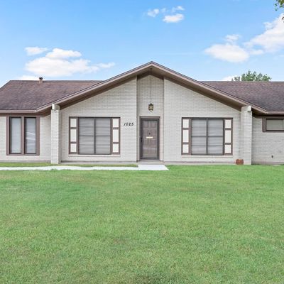 1025 Dowlen Rd, Beaumont, TX 77706