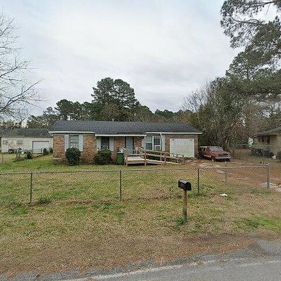 1028 Middleton St, Florence, SC 29506