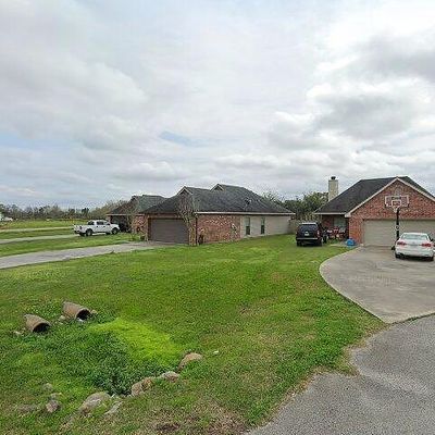 103 Legend Creek Dr, Youngsville, LA 70592