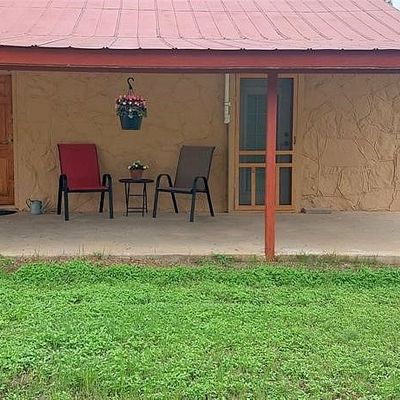 103 W Hamilton St, Llano, TX 78643