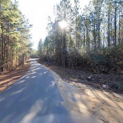 1030 Man Moulds Rd, Lucedale, MS 39452