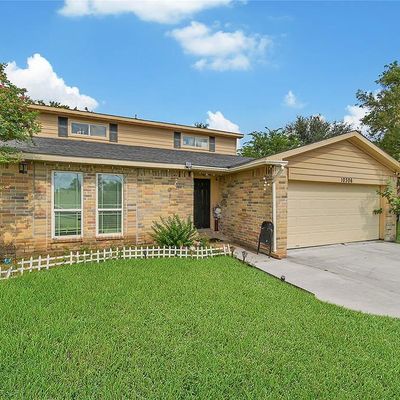 10306 Clarktower Ln, Sugar Land, TX 77498