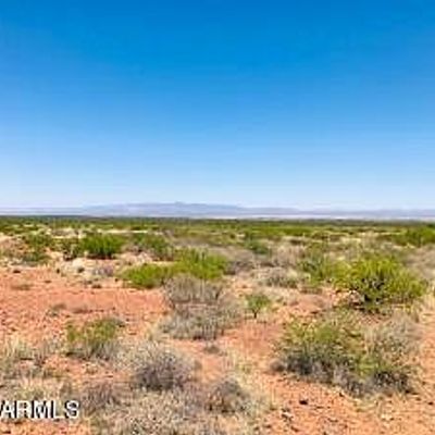 X X    25, Mcneal, AZ 85617