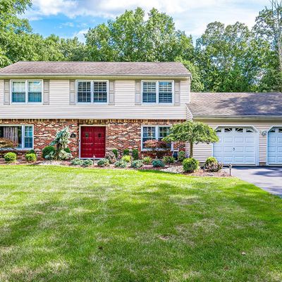 108 Jennifer Dr, Monroe Township, NJ 08831