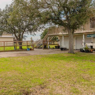 108 Linda St, Anahuac, TX 77514