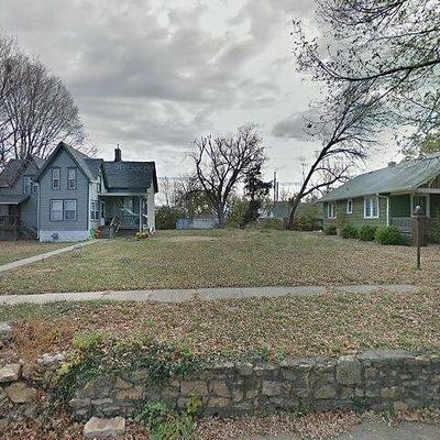 108 Nw Western Ave, Topeka, KS 66606