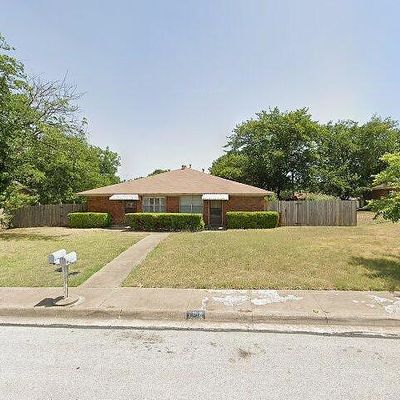 108 Valleyglen Dr # 108&110, Desoto, TX 75115