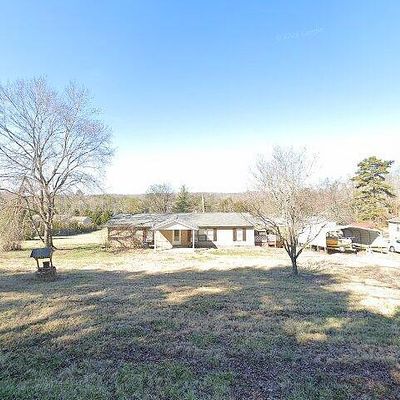 1080 Nichols Rd, Lenoir City, TN 37772