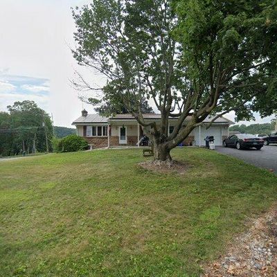 1081 Beaver Creek Rd, Hanover, PA 17331