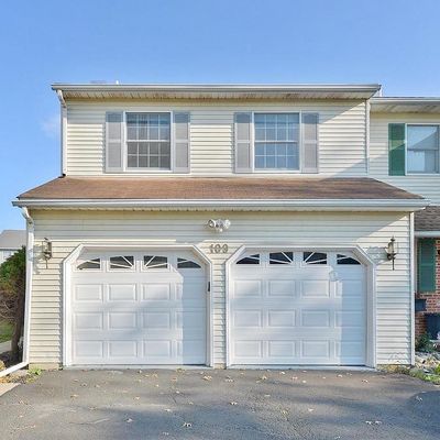 109 Damson Ln, North Wales, PA 19454