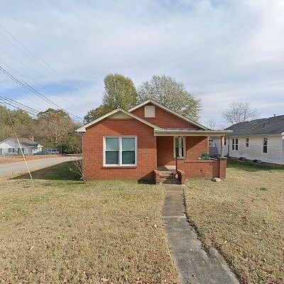 109 N Lake St, Paris, TN 38242