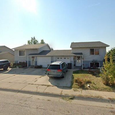 109 W Redwood St, Gillette, WY 82718