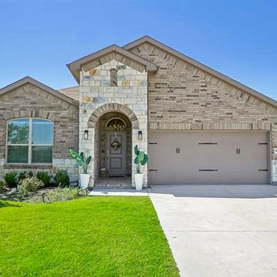 10901 Rockchapel Dr, Haslet, TX 76052