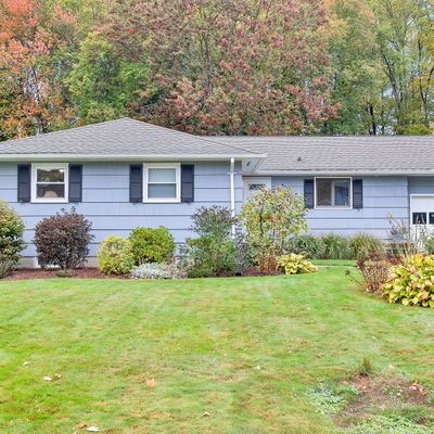 11 Alderwood Dr, West Hartford, CT 06117