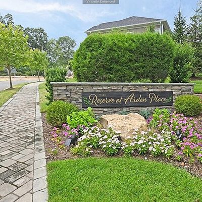 11 Arden Pl, Hillsdale, NJ 07642