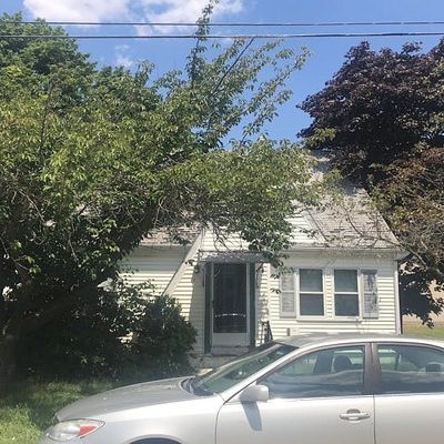 11 Benbridge Ave, Warwick, RI 02888