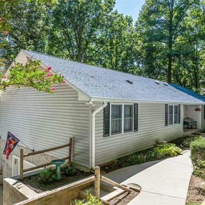 11 Cedar Summit Rd, Asheville, NC 28803