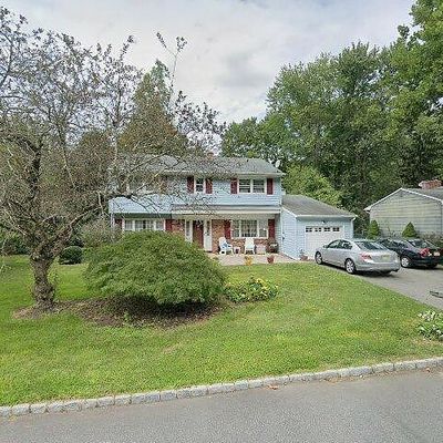 11 Deer Path Dr, Flanders, NJ 07836