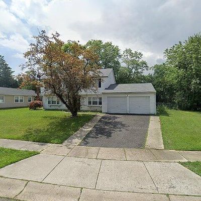 11 Edgely Pl, Willingboro, NJ 08046