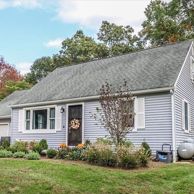 11 Pleasant View Dr, New Preston Marble Dale, CT 06777