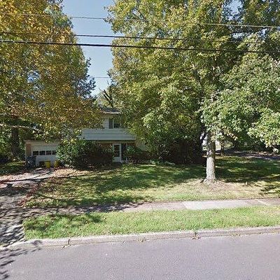 11 Rydal Dr, Lawrence Township, NJ 08648