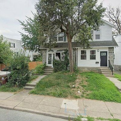 110 E Essex Ave, Lansdowne, PA 19050