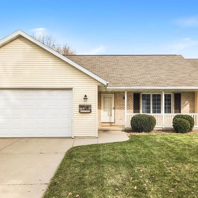 110 Hidden Ridges Cir, Combined Locks, WI 54113