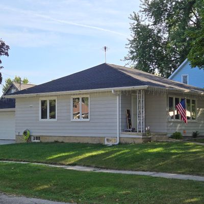 110 Liberty St, Beaver Dam, WI 53916