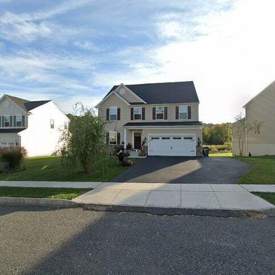 110 Tallowood Dr, Pottstown, PA 19464