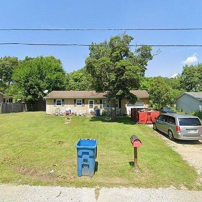 1103 E Lake St, Knox, IN 46534