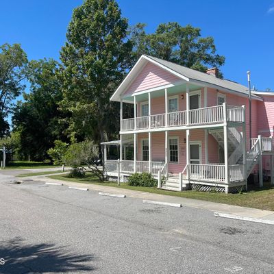 1103 Paris Ave, Port Royal, SC 29935