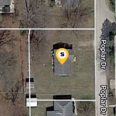 1104 Poplar Dr, Walkerton, IN 46574