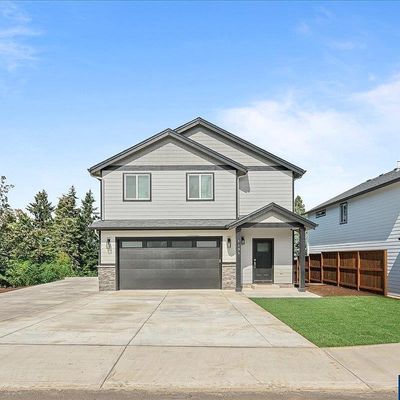 1105 Reserve St, Silverton, OR 97381