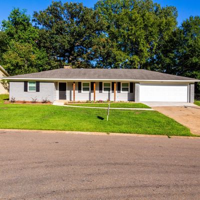 1107 Laurelwood Dr, Clinton, MS 39056