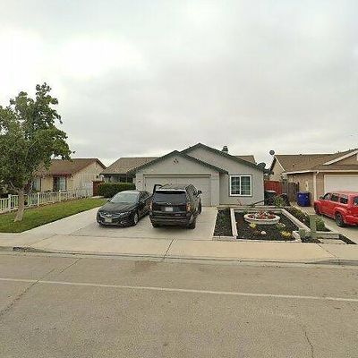 1107 Tyler Ave, Greenfield, CA 93927