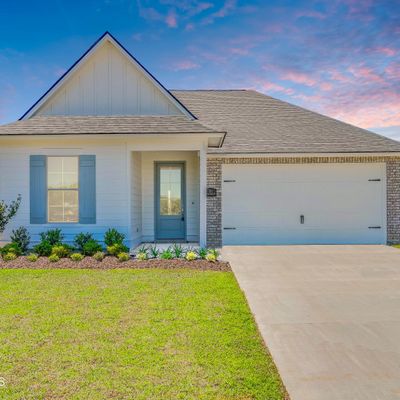 111 Benson Grove Drive, Youngsville, LA 70592