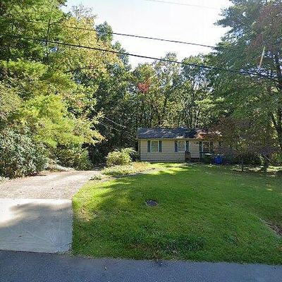 111 Cisco Rd, Asheville, NC 28805