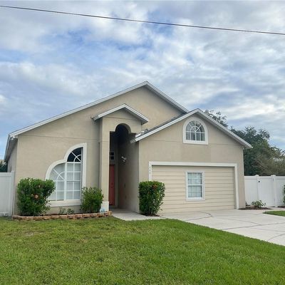 111 E 6 Th St, Apopka, FL 32703