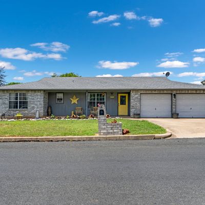 111 Green Meadows Blvd, Fredericksburg, TX 78624