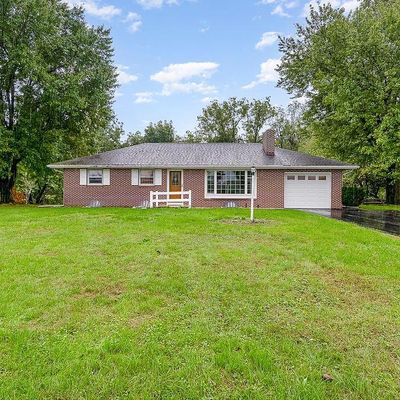 111 Shetland Dr, Hummelstown, PA 17036