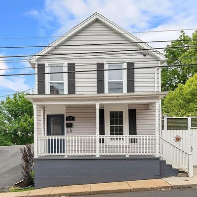 111 W Hampton St, Staunton, VA 24401