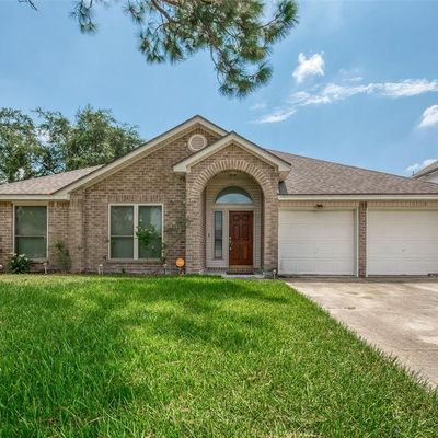 1110 Bayou Bend Dr, Deer Park, TX 77536