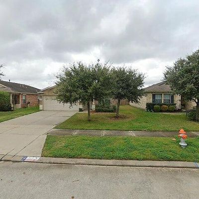 1110 Honeysuckle Vine Dr, Rosenberg, TX 77469