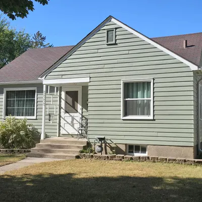 1111 2 Nd St S, Moorhead, MN 56560