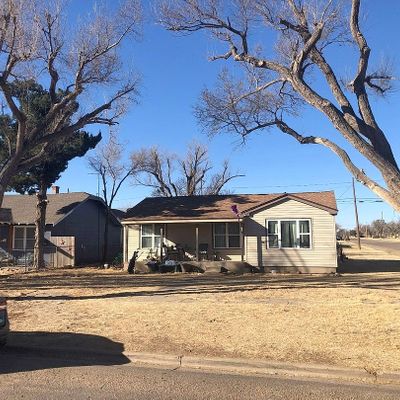 1111 Euclid Ave, Panhandle, TX 79068