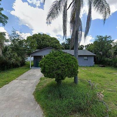 1111 South St, Eustis, FL 32726