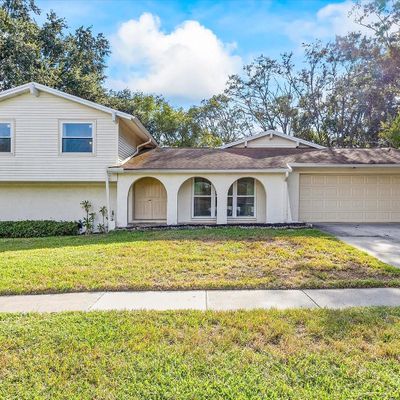 1115 Foggy Ridge Pkwy, Lutz, FL 33559