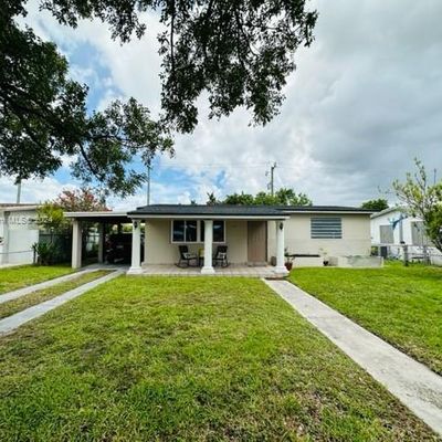 1115 W 33 Rd St, Hialeah, FL 33012