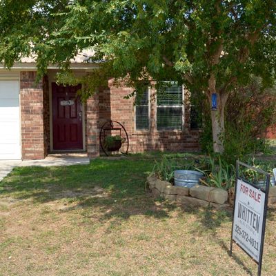 112 Burkett Dr, San Saba, TX 76877